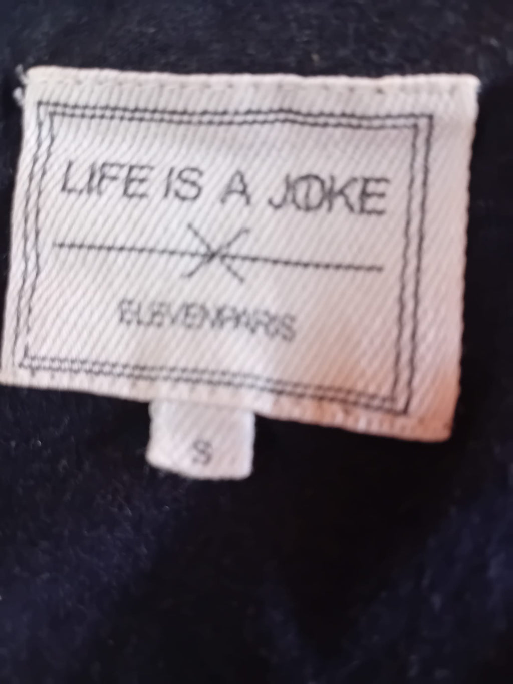 Étiquette Eleven Paris Life Is A Joke taille S