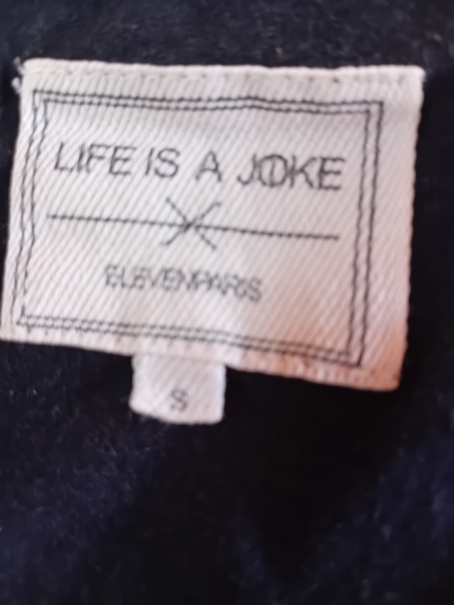 Étiquette Eleven Paris Life Is A Joke taille S