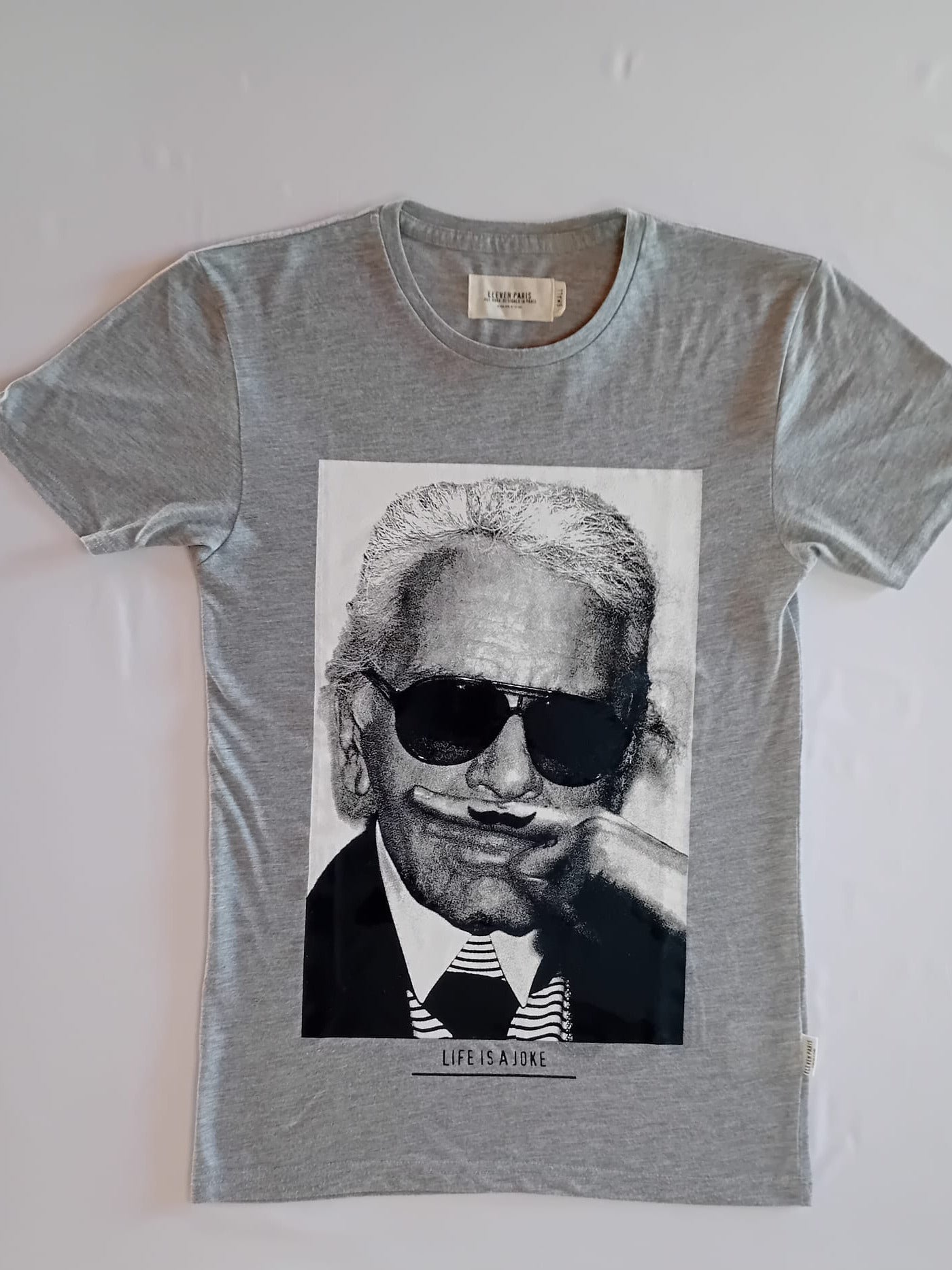 T-shirt Eleven Paris Karl Lagerfeld gris à plat