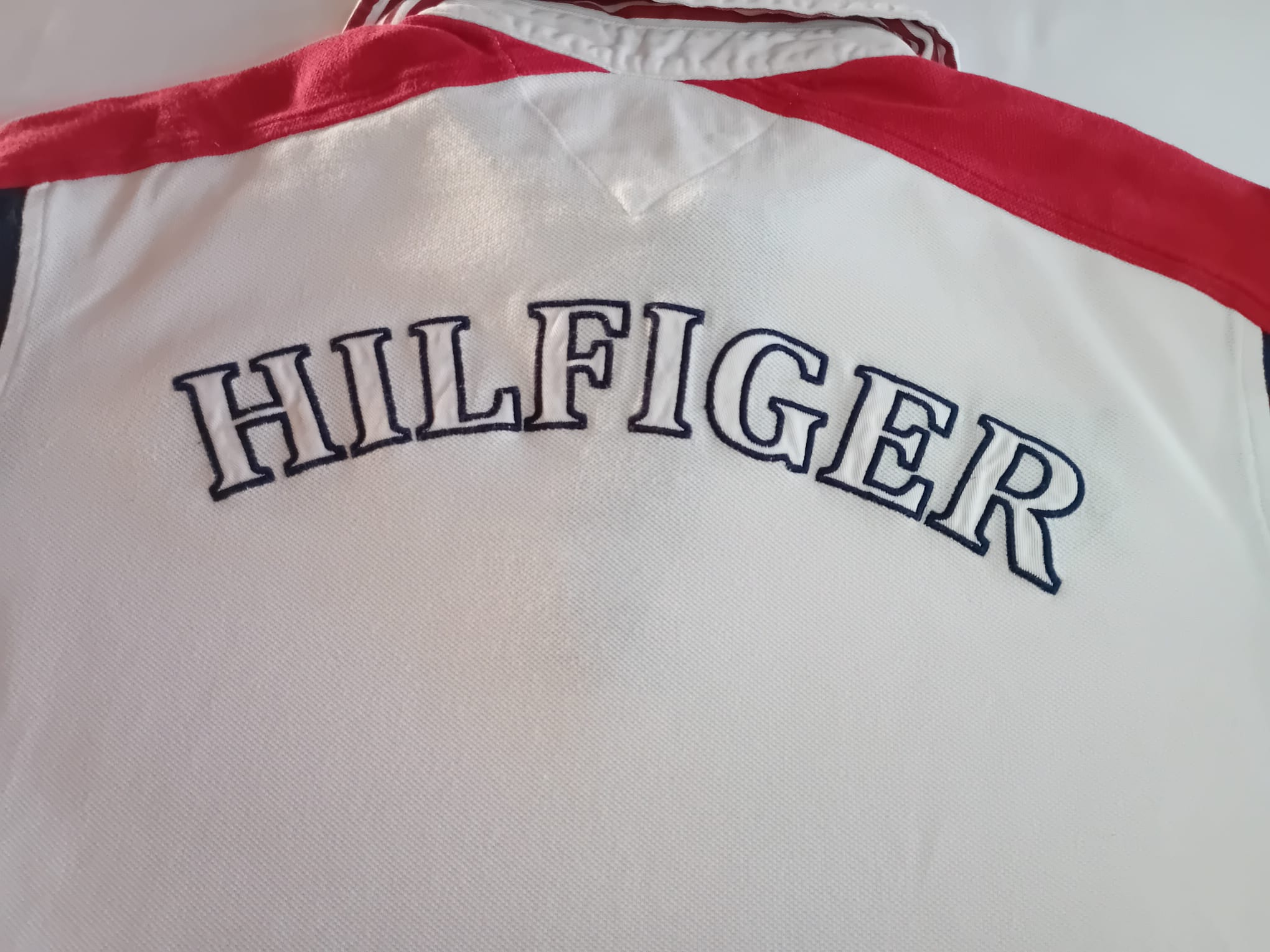 Étiquette Tommy Hilfiger Custom Fit