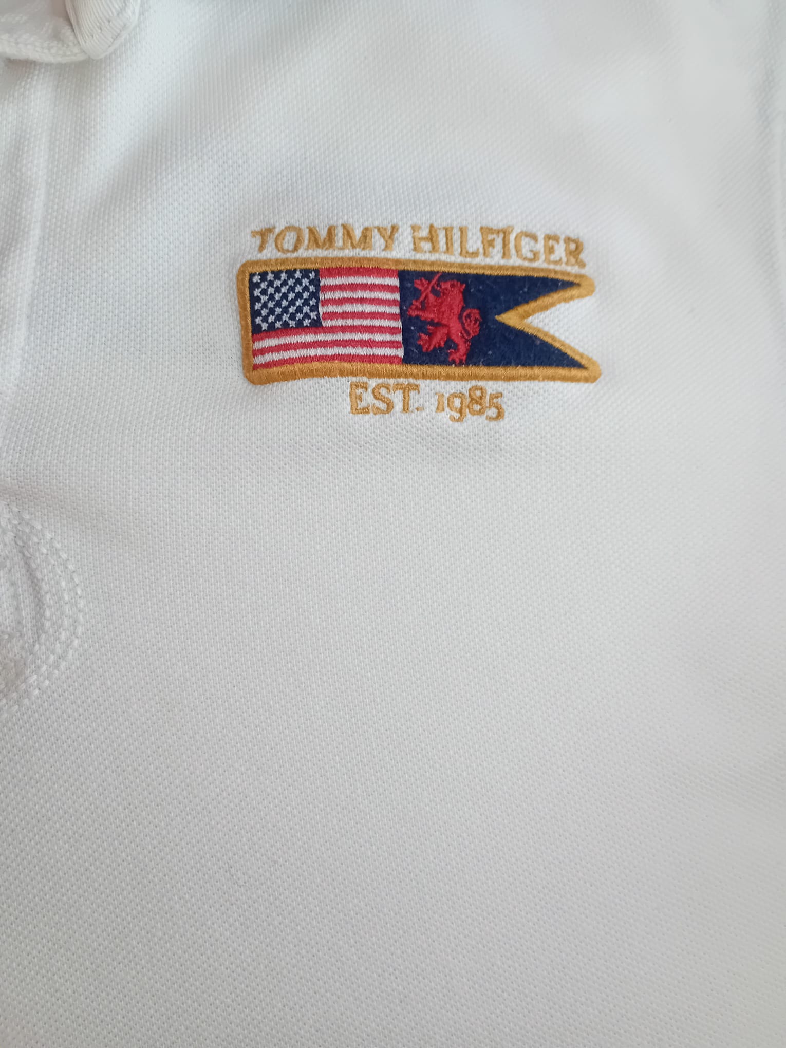 Boutons Tommy Hilfiger