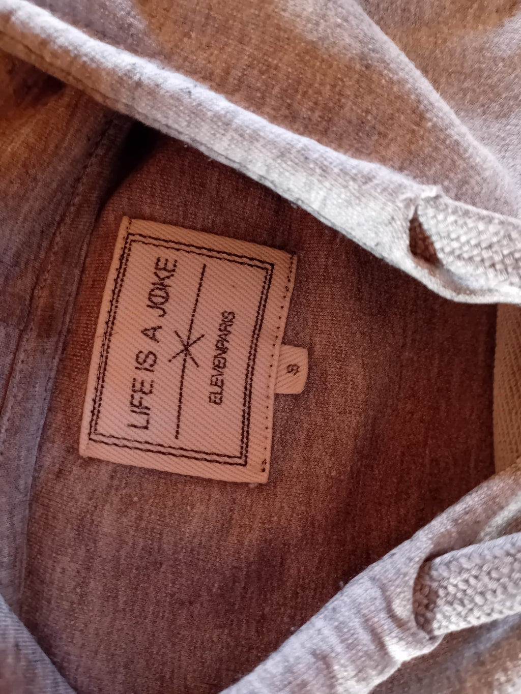 Étiquette Life Is A Joke x Eleven Paris taille S