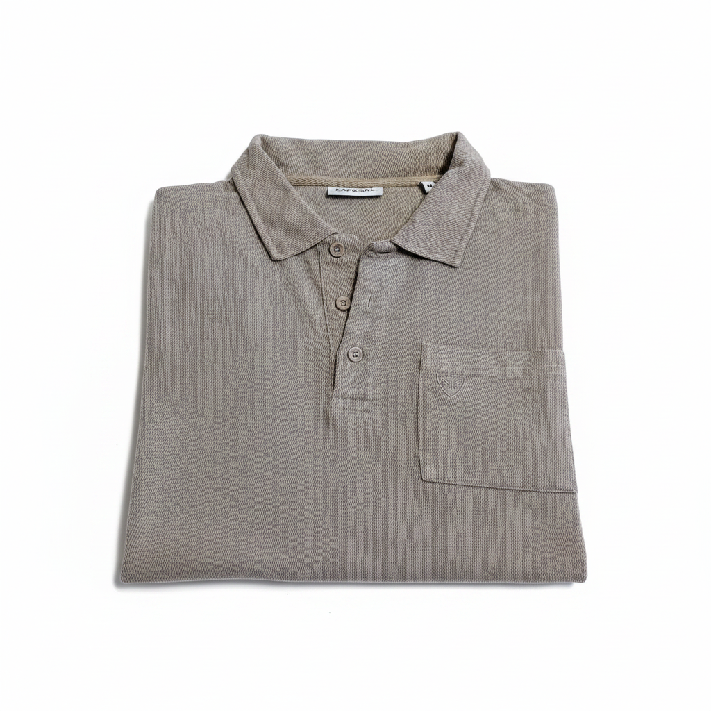 Polo Kaporal beige fond blanc