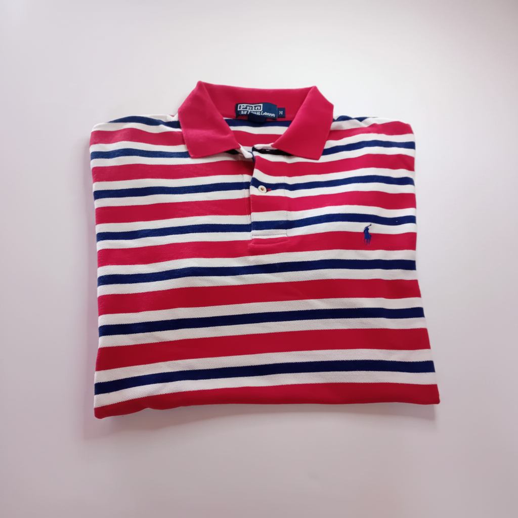 Polo rayé plié fond blanc
